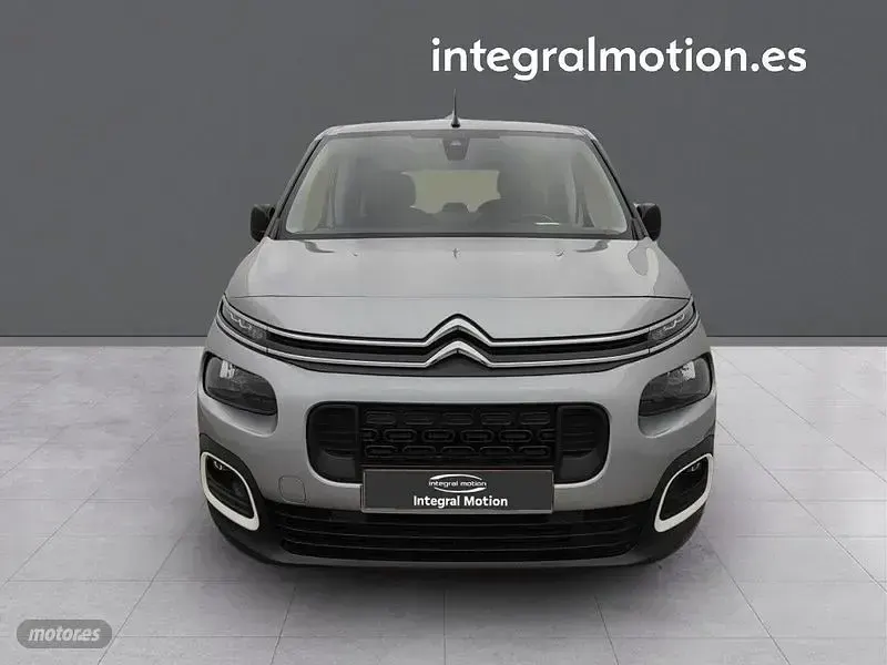 Usado Citroën e-Berlingo Feel 100 CV (73 kW) 2022 Gris Monovolumen