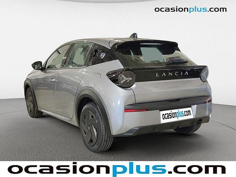 Nuevo Lancia Ypsilon 100 CV (73 kW) 2025 Gris Utilitario