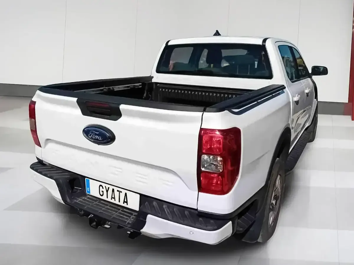 Usado Ford Ranger XLT 282 CV (207 kW) 2025 Blanco Pickup/Camioneta