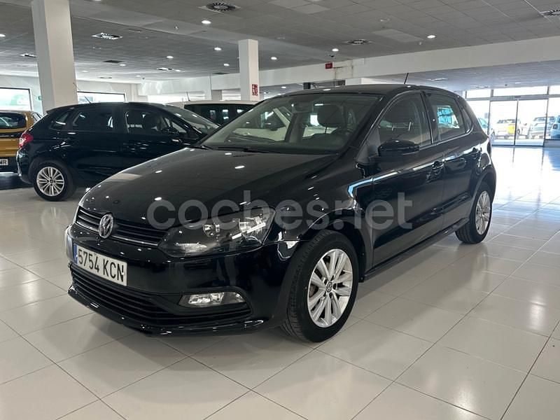 Negro Usado 2017 VW Polo Berlina | 9990 € (Buen precio) - Imagen 1/4