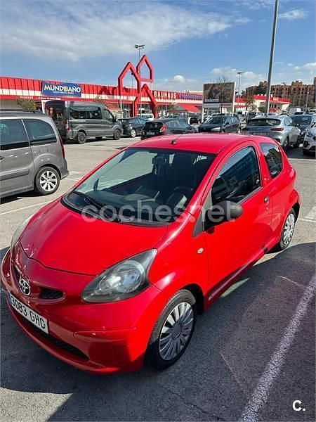 Rojo Usado 2008 Toyota Aygo Utilitario | 3500 € (Precio justo) - Imagen 1/4