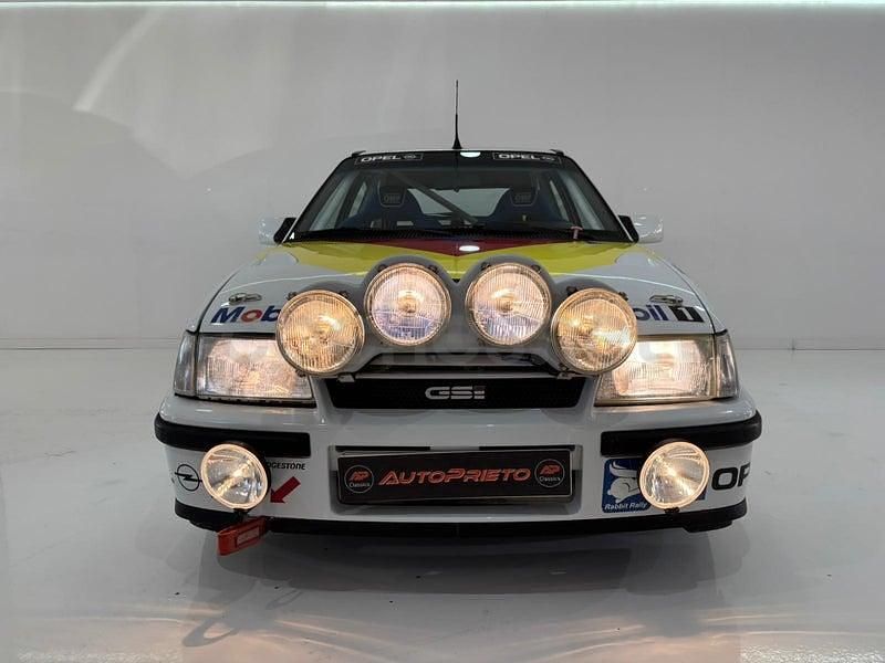 Usado Opel Kadett 129 CV (94 kW) 1989 Blanco Utilitario