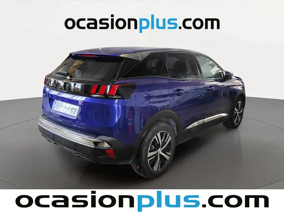 Usado Peugeot 3008 Allure 130 CV (95 kW) 2019 Azul SUV