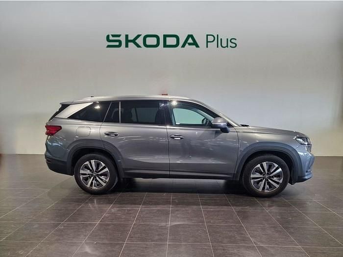 Usado Skoda Kodiaq Selection 150 CV (110 kW) 2025 Gris SUV