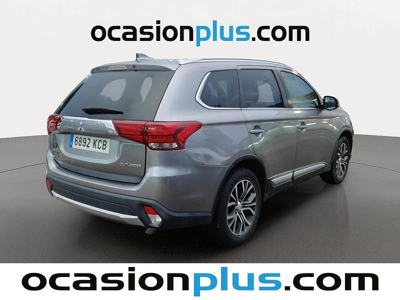Usado Mitsubishi Outlander Motion 150 CV (110 kW) 2017 Gris SUV