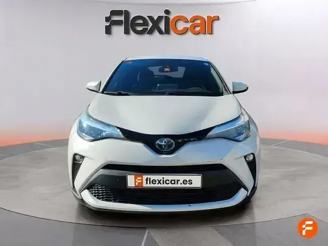Käytetty Toyota C-HR Advance 184 HP (135 kW) 2020 Valkoinen Katumaasturi