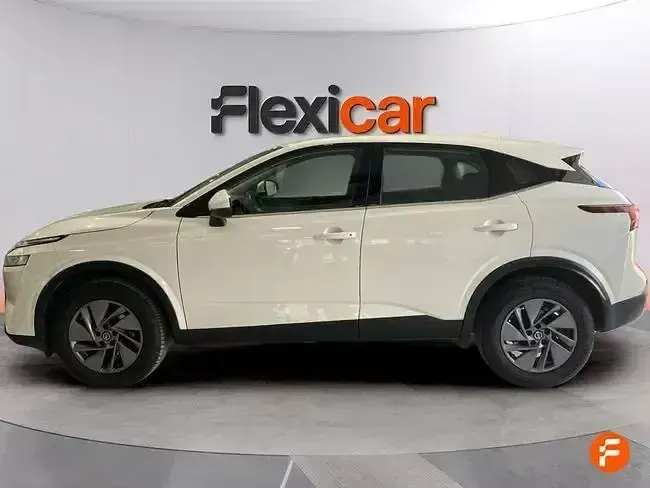 Usado Nissan Qashqai Acenta 158 CV (116 kW) 2021 Blanco SUV