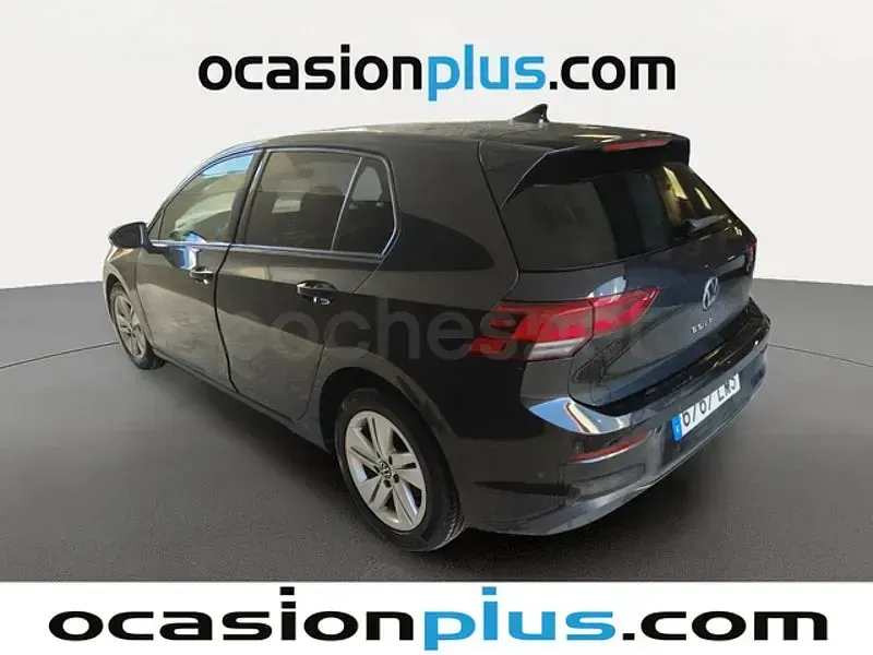 Usado VW Golf VIII Life 115 CV (84 kW) 2021 Negro Berlina