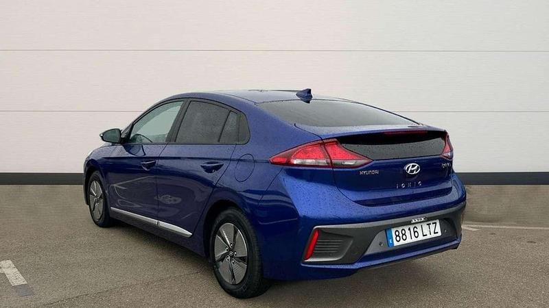 Usado Hyundai Ioniq 143 CV (105 kW) 2021 Azul Utilitario