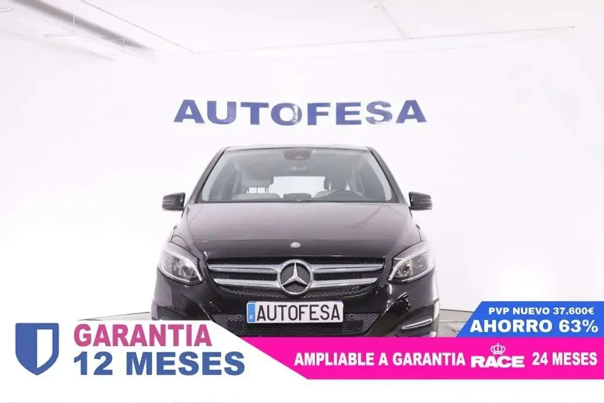 Usado Mercedes B180 109 CV (80 kW) 2016 Negro Utilitario