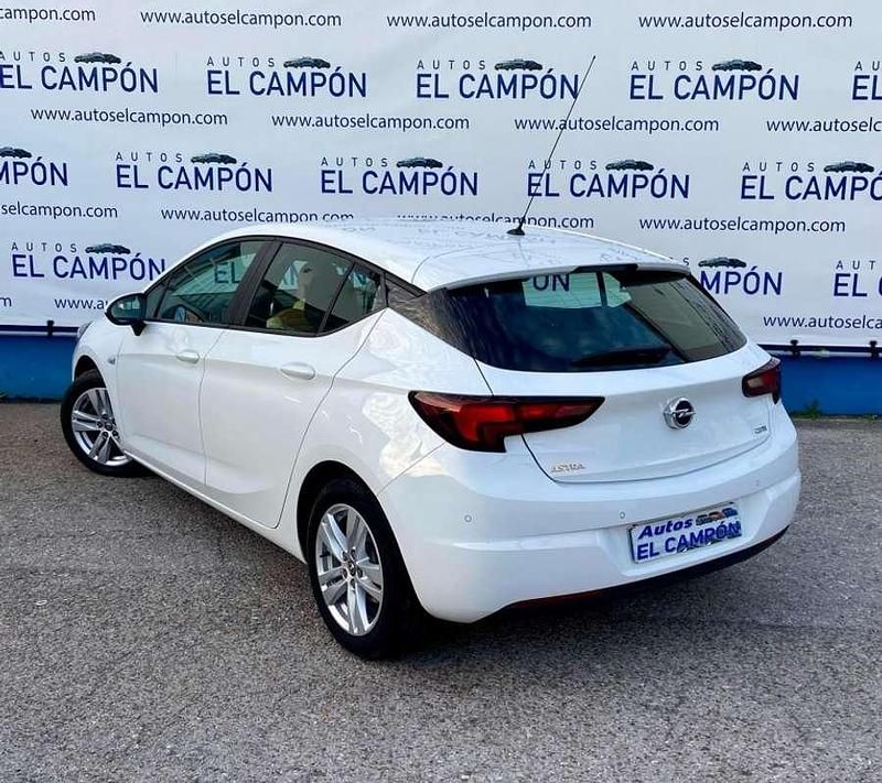 Usado Opel Astra Business 110 CV (80 kW) 2018 Blanco Utilitario