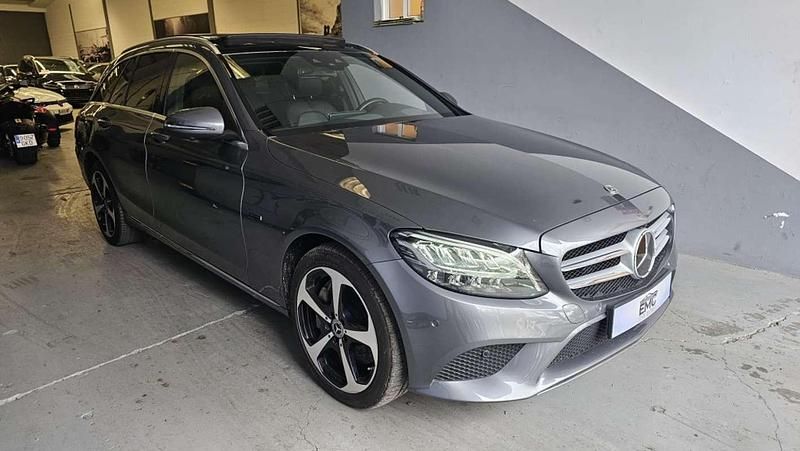 Usado Mercedes C300e 306 CV (225 kW) 2020 Gris Berlina