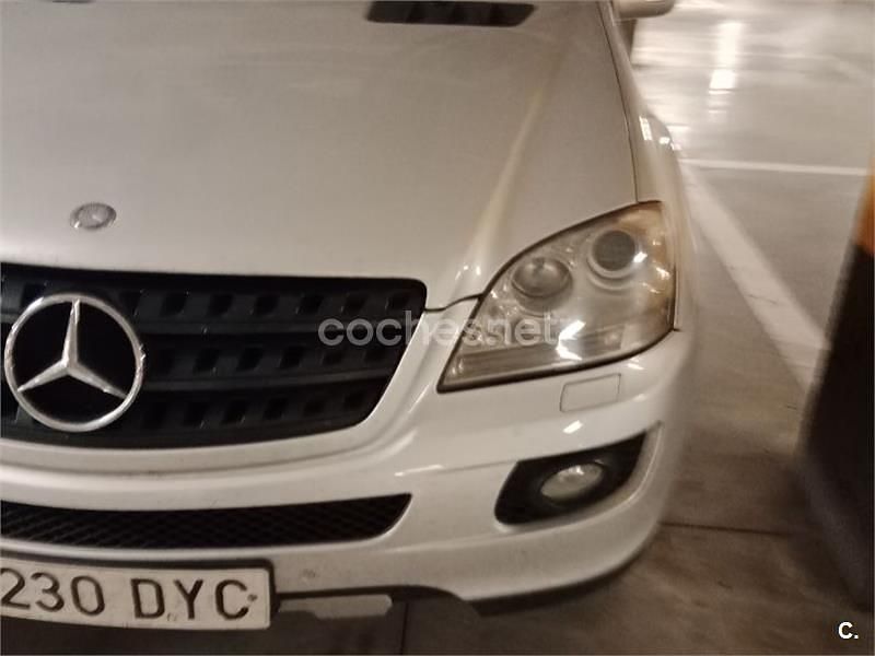Gris / plata Usado 2006 Mercedes ML350 SUV | 8800 € (Buen precio) - Imagen 1/4