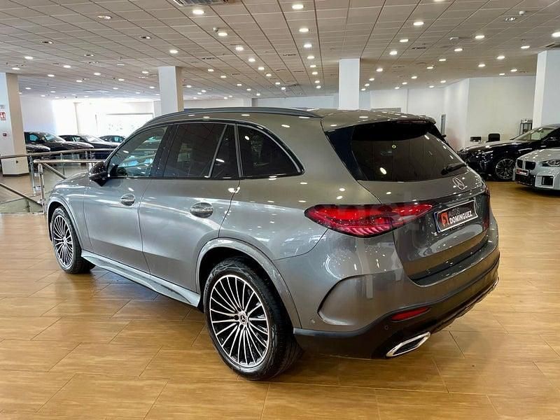 Usado Mercedes GLC220 197 CV (144 kW) 2023 Gris / plata SUV