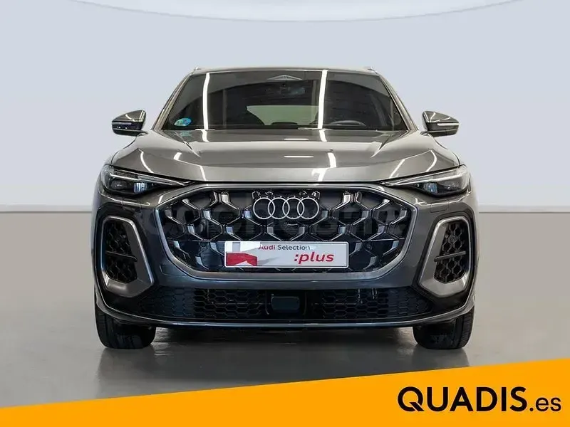 Usado Audi Q5 S-Line 204 CV (150 kW) 2025 Gris / plata SUV