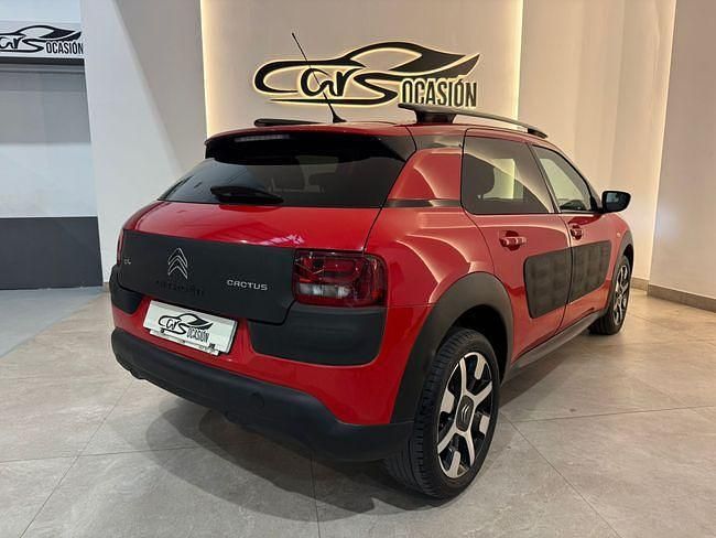 Usado Citroën C4 Feel 110 CV (80 kW) 2015 Rojo Berlina