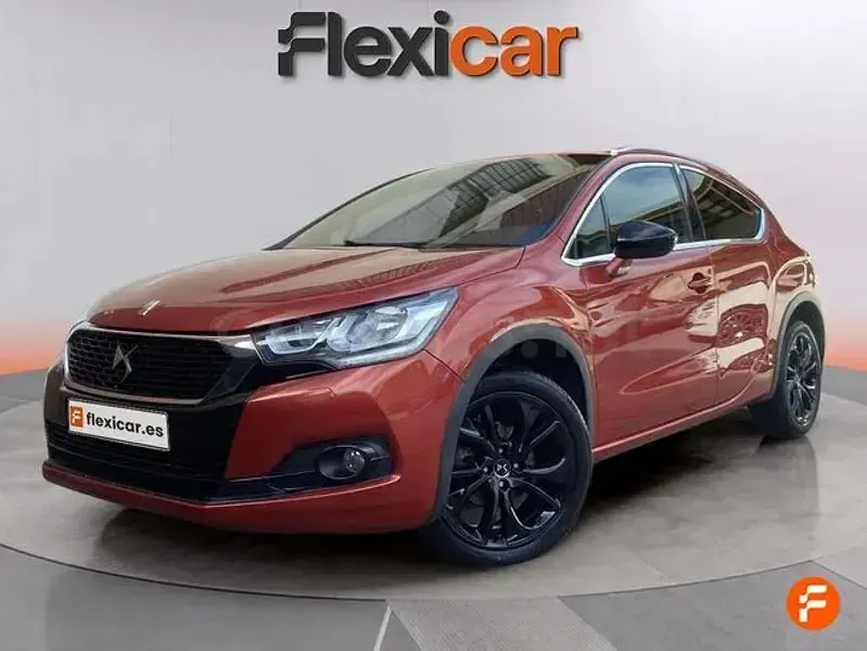 Usado DS Automobiles DS4 Crossback Style 120 CV (88 kW) 2016 Naranja SUV
