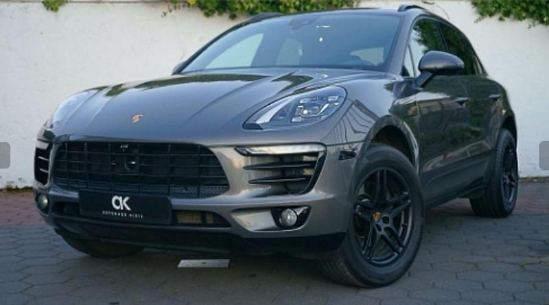 Gris metalizado Usado 2017 Porsche Macan Sport SUV | 55.600 € - Imagen 1/4