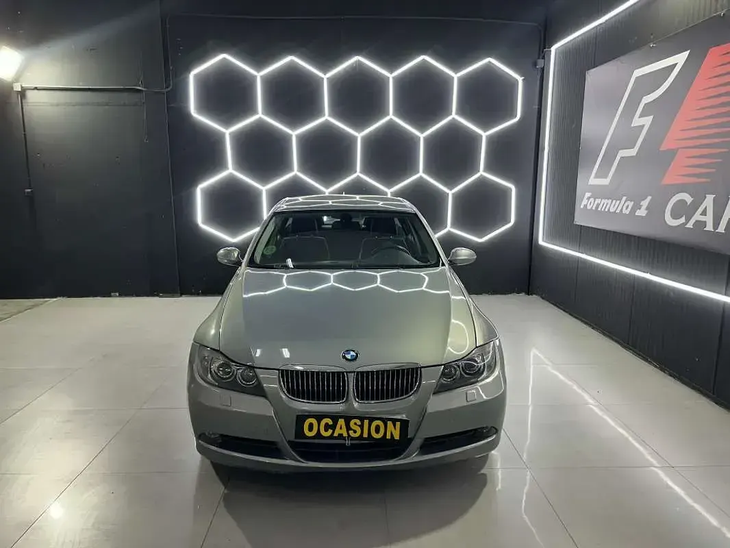 Usado BMW 325 218 CV (160 kW) 2008 Azul Berlina