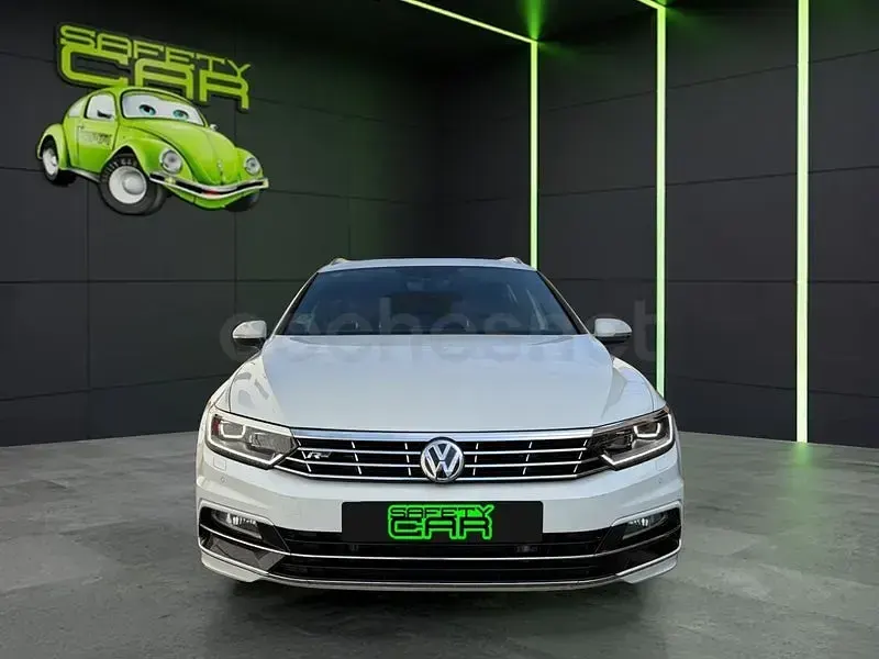 Usado VW Passat Sportline 150 CV (110 kW) 2018 Blanco Familiar