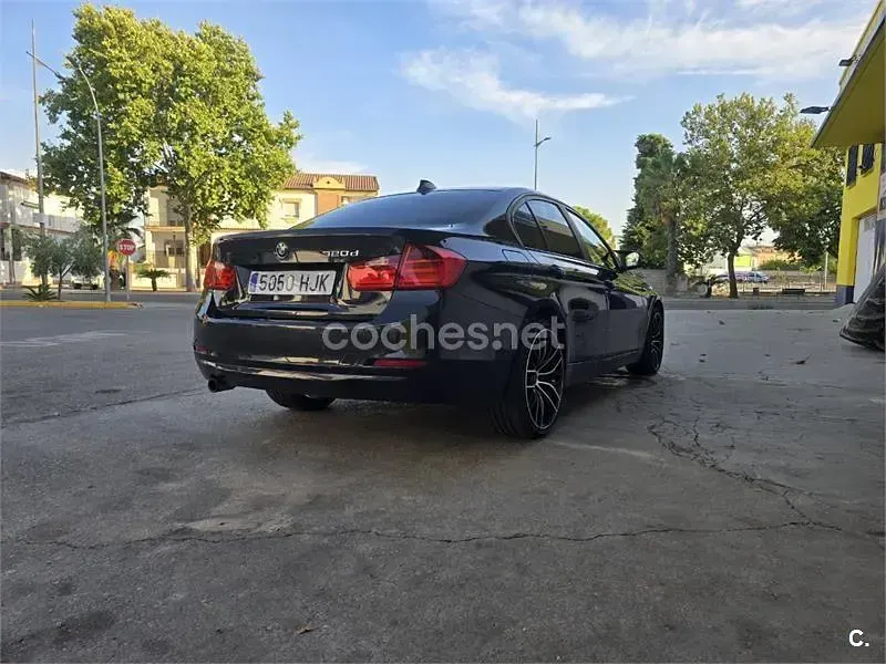 Usado BMW 320 184 CV (135 kW) 2012 Negro Berlina