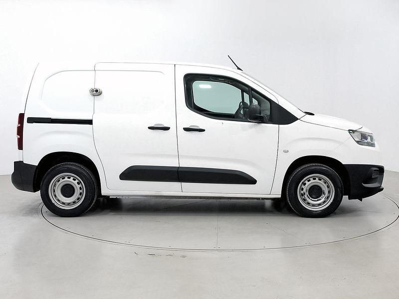 Usado Toyota Proace City City 103 CV (75 kW) 2021 Blanco Monovolumen