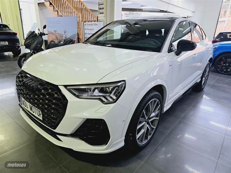 Blanco Usado 2024 Audi Q3 Sportback Ambiente SUV | 55.900 € - Imagen 1/4