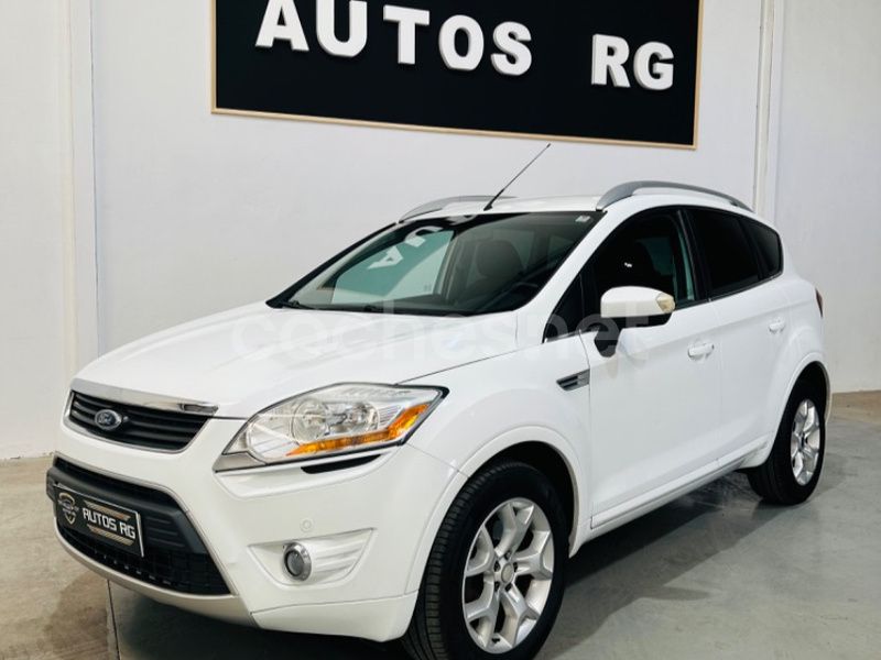 Blanco Usado 2010 Ford Kuga Trend SUV | 8299 € (Precio justo) - Imagen 1/4