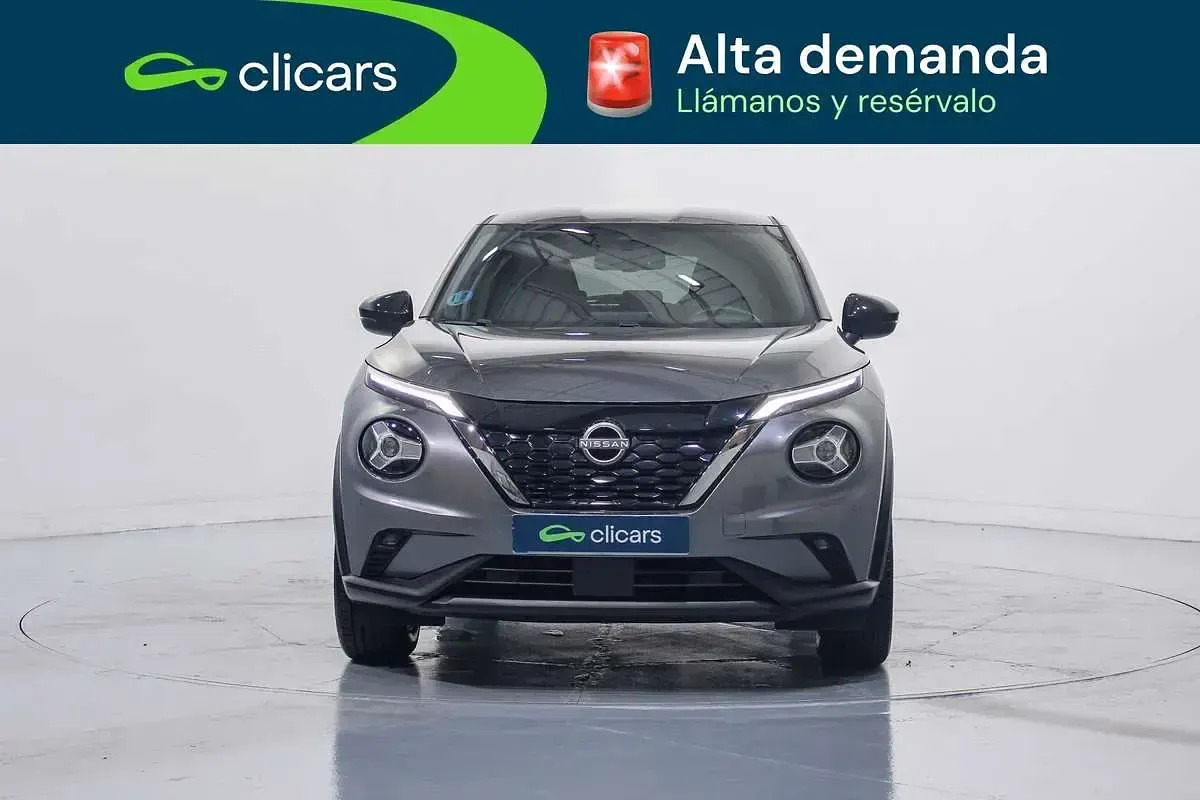Usado Nissan Juke N-Connecta 94 CV (69 kW) 2023 Gris SUV