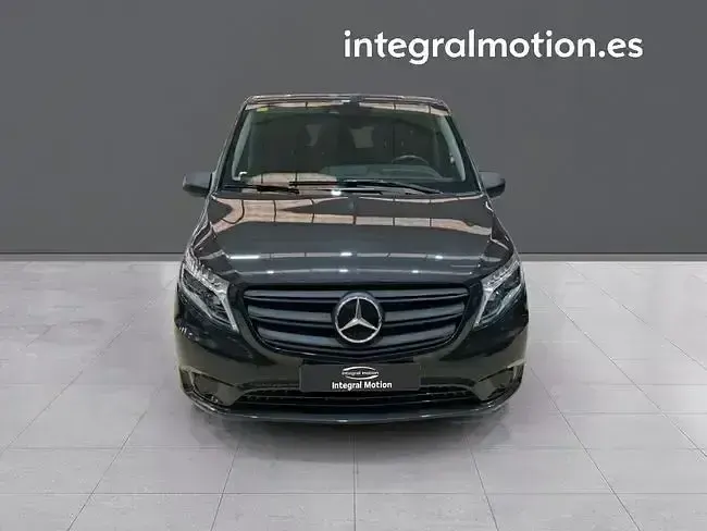 Usado Mercedes Vito 163 CV (119 kW) 2022 Negro Van