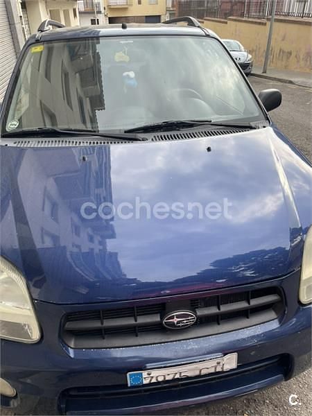 Usado Subaru Justy 100 CV (73 kW) 2004 Azul Utilitario