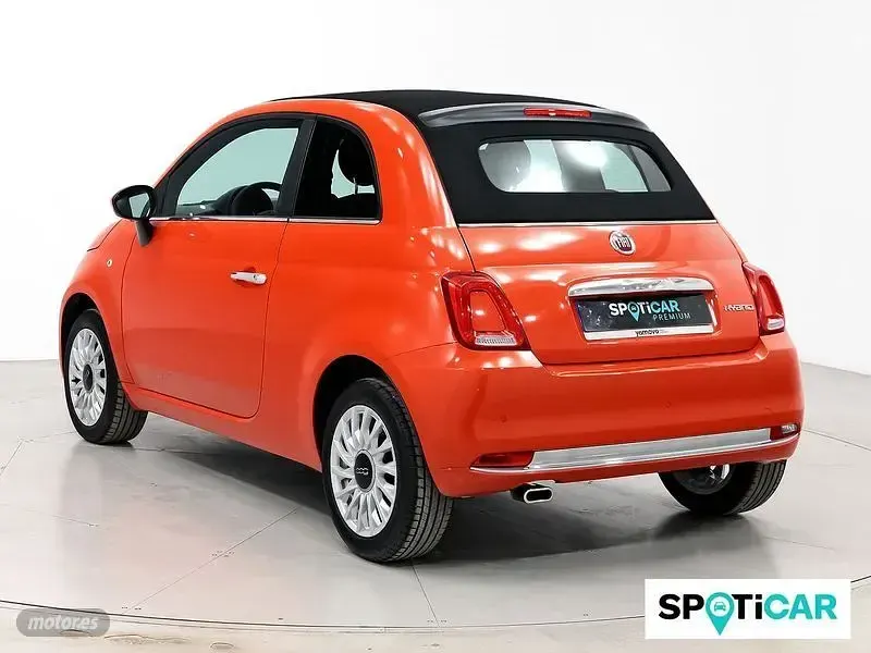 Usado Fiat 500C Dolcevita 70 CV (51 kW) 2023 Naranja Descapotable