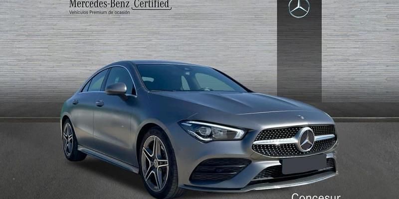 Usado Mercedes CLA180 136 CV (100 kW) 2021 Gris Berlina