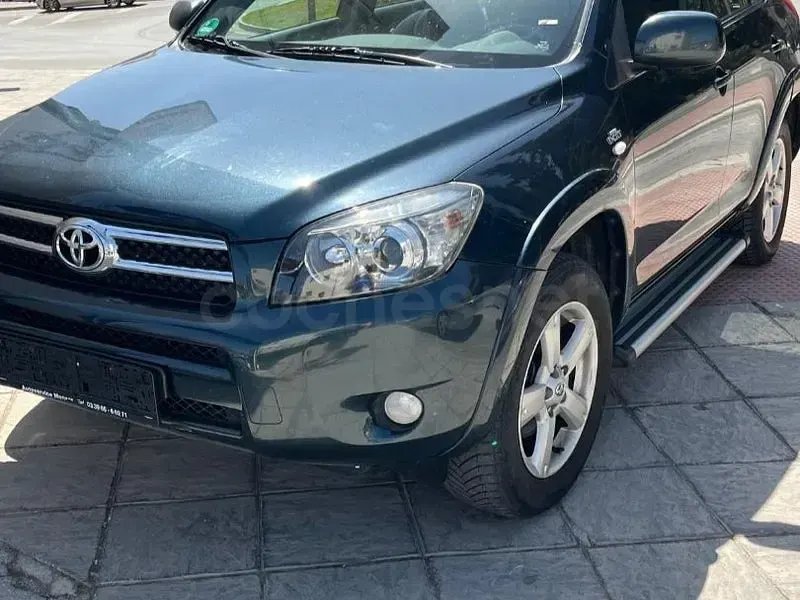 Usado Toyota RAV4 Premium 177 CV (130 kW) 2008 Verde SUV