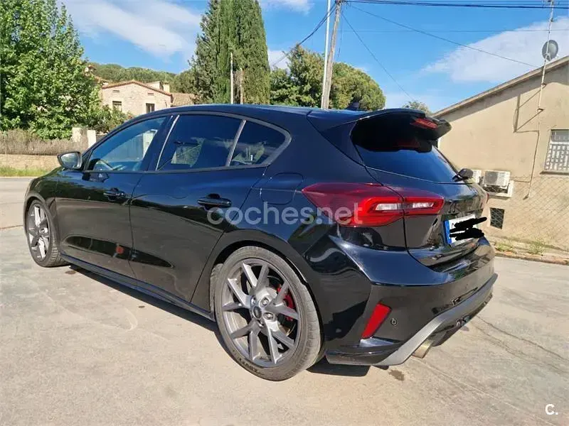 Usado Ford Focus ST 280 CV (205 kW) 2025 Negro Berlina