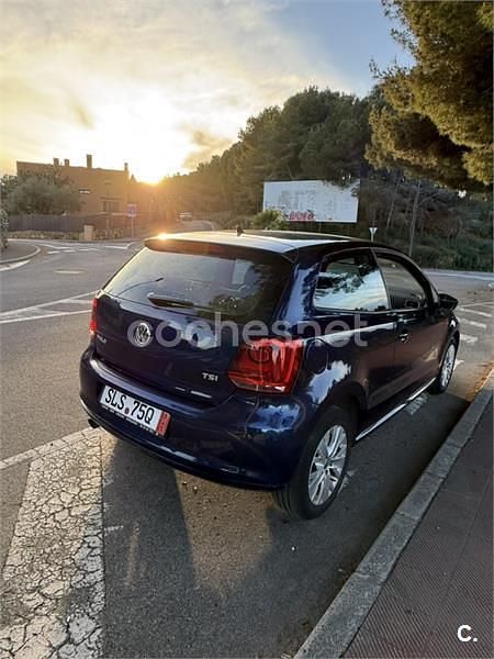 Usado VW Polo Advance 90 CV (66 kW) 2012 Azul Utilitario