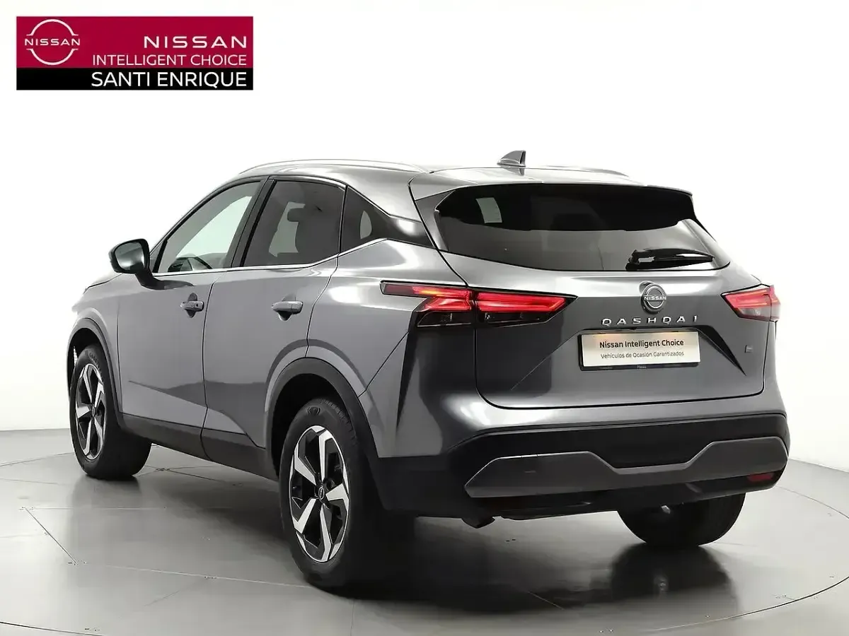 Usado Nissan Qashqai N-Connecta 140 CV (102 kW) 2023 Gris SUV