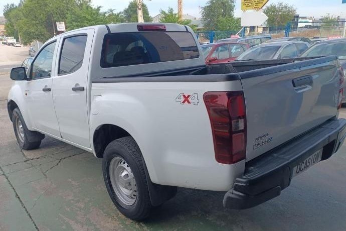 Usado Isuzu D-Max 164 CV (120 kW) 2018 Blanco Pickup/Camioneta