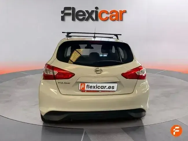 Usado Nissan Pulsar Tekna 115 CV (84 kW) 2017 Blanco Utilitario