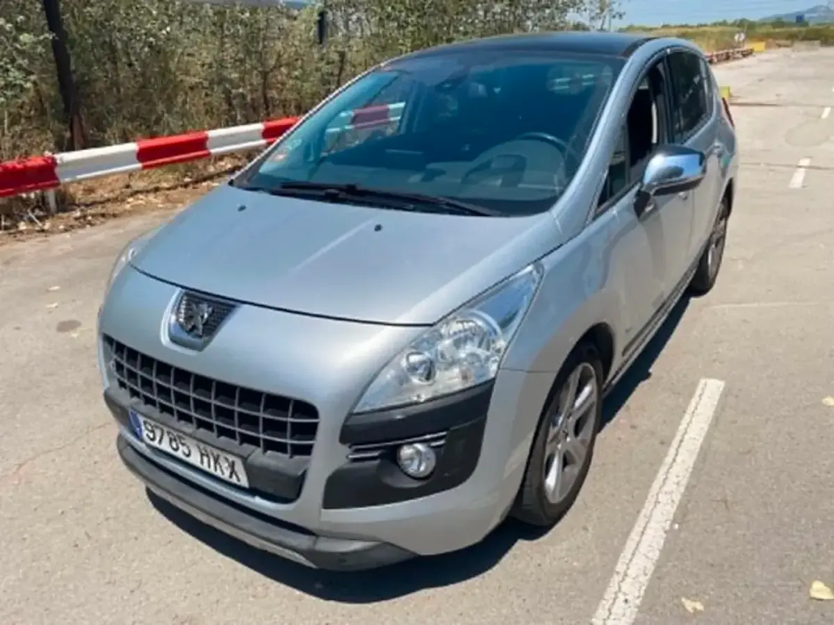 Usado Peugeot 3008 Allure 150 CV (110 kW) 2012 Familiar