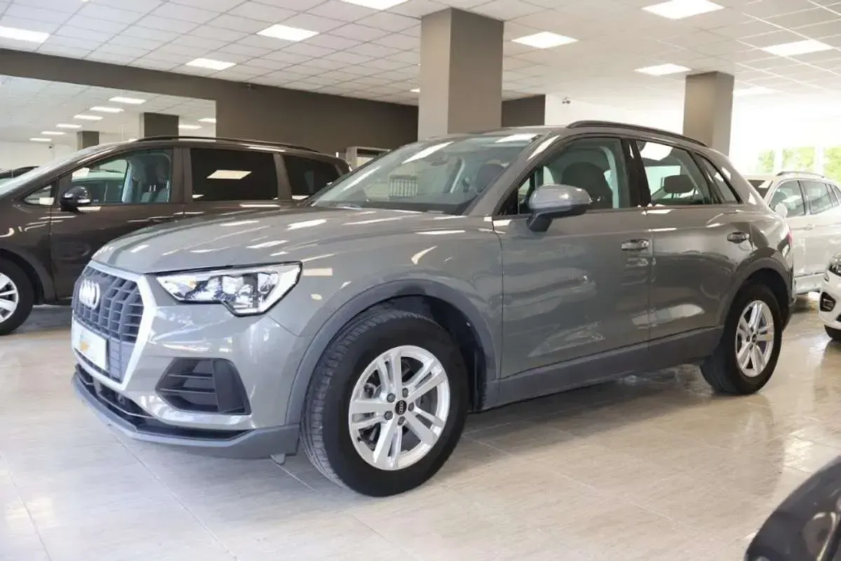 Usado Audi Q3 Advanced 150 CV (110 kW) 2022 Gris SUV
