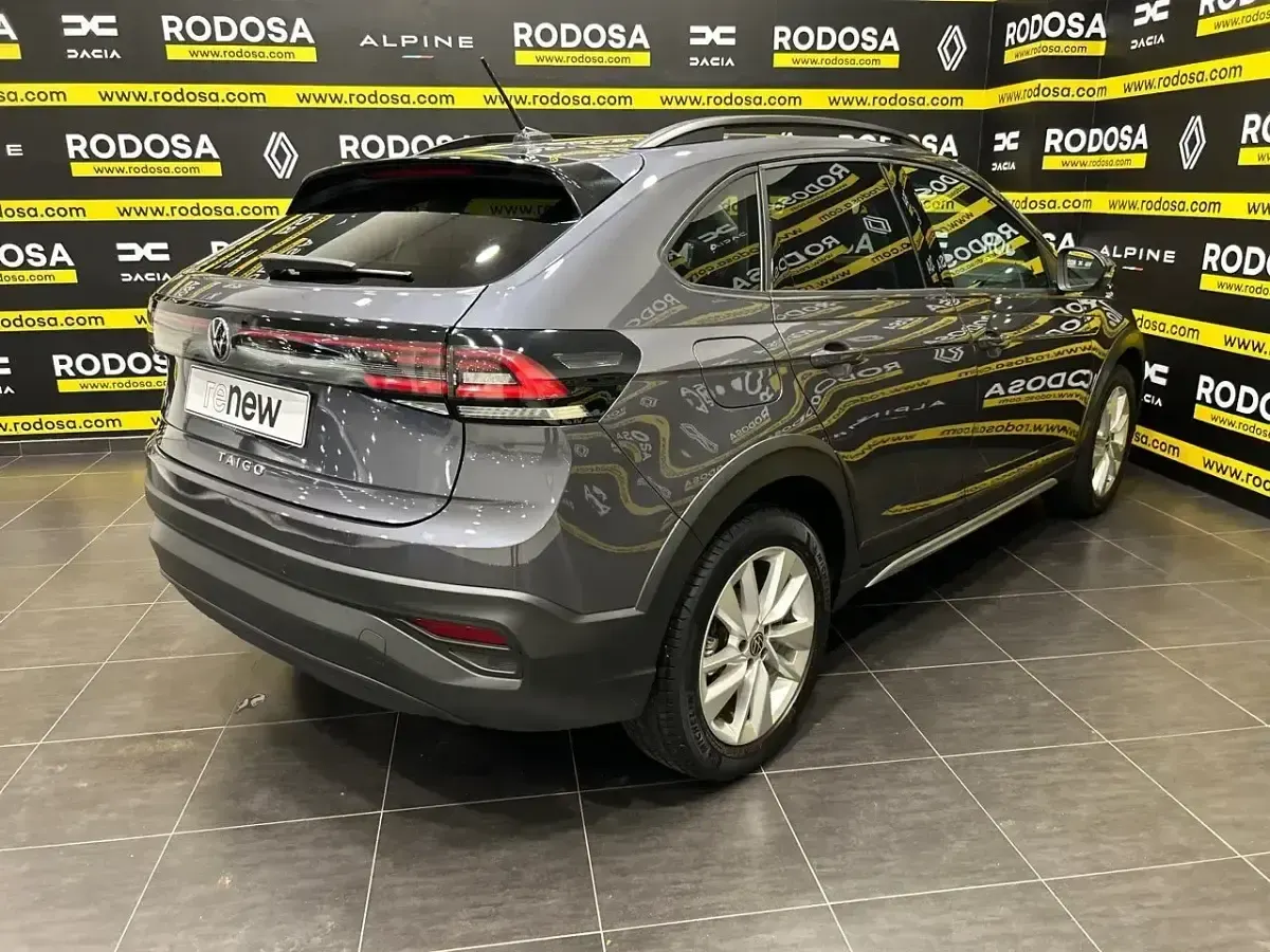 Usado VW Taigo Life 110 CV (80 kW) 2022 Gris SUV