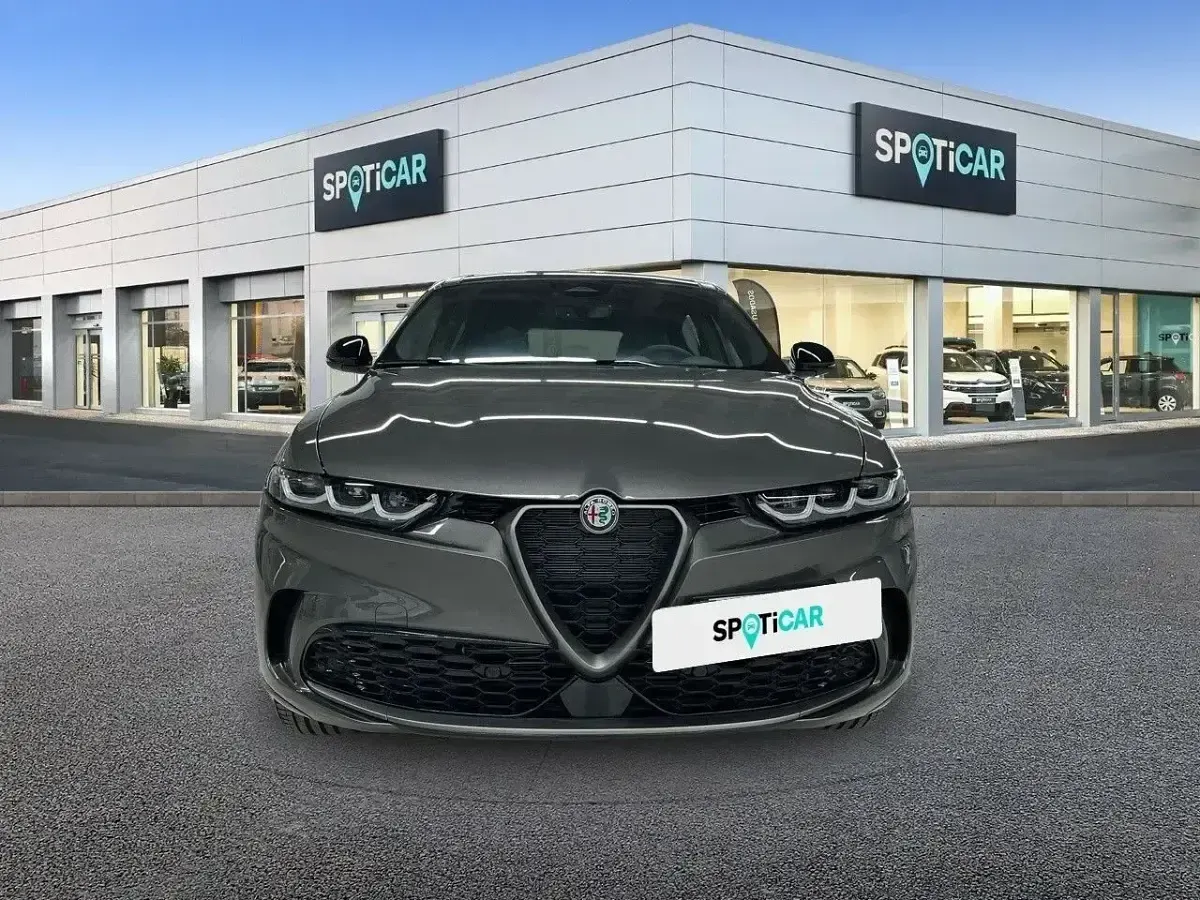 Usado Alfa Romeo Tonale Edizione Speciale 280 CV (205 kW) 2023 Gris SUV