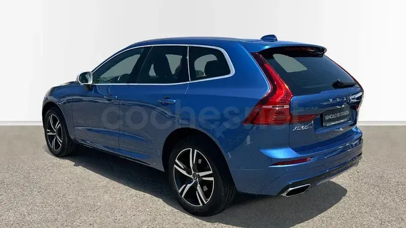 Usado Volvo XC60 R-Design 190 CV (139 kW) 2018 Azul SUV