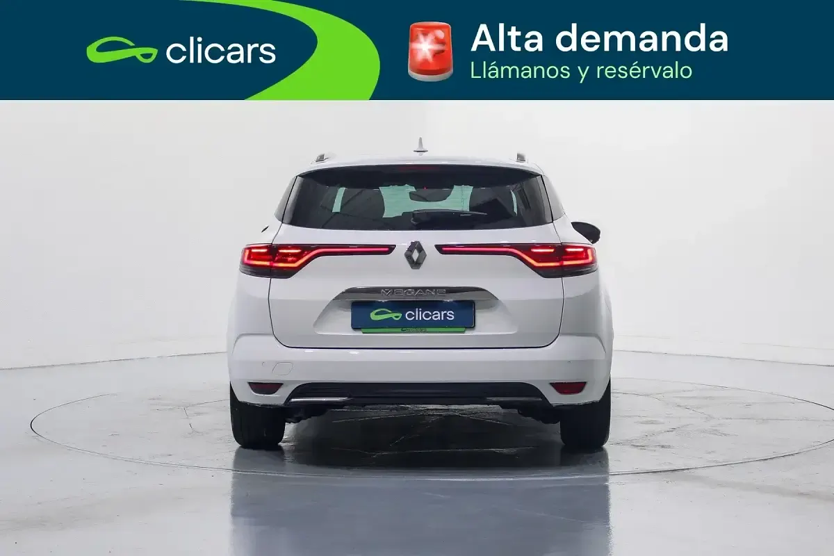 Usado Renault Mégane GrandTour Zen 115 CV (84 kW) 2021 Blanco Familiar