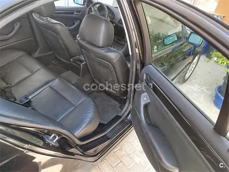 Usado BMW 320 136 CV (100 kW) 1999 Negro Berlina