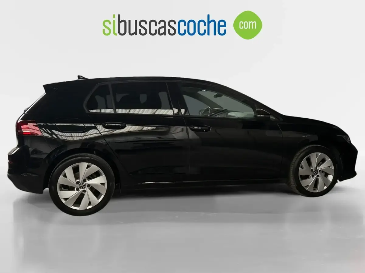 Usado VW Golf VIII 115 CV (84 kW) 2025 Negro