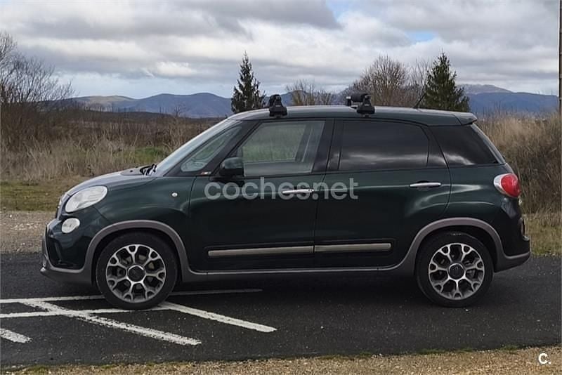 Usado Fiat 500L Trekking 105 CV (77 kW) 2014 Verde Monovolumen