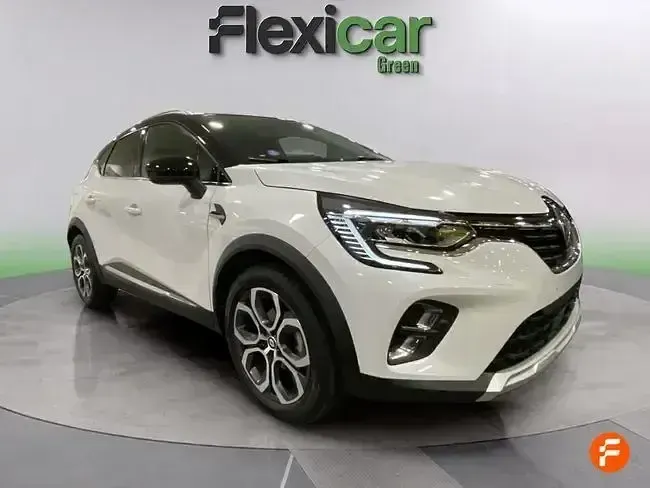 Begagnad Renault Captur Intens 140 HK (102 kW) 2022 Vit SUV