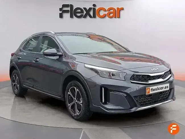Usado Kia XCeed 141 CV (103 kW) 2024 Gris SUV